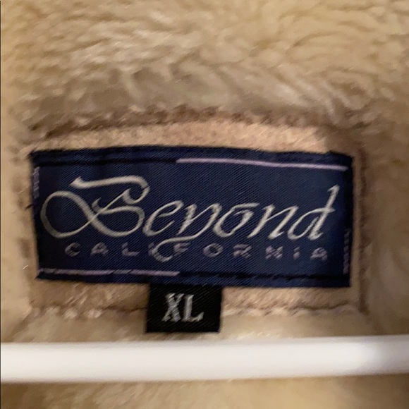 Beyond California - XL - Picture 2 of 4